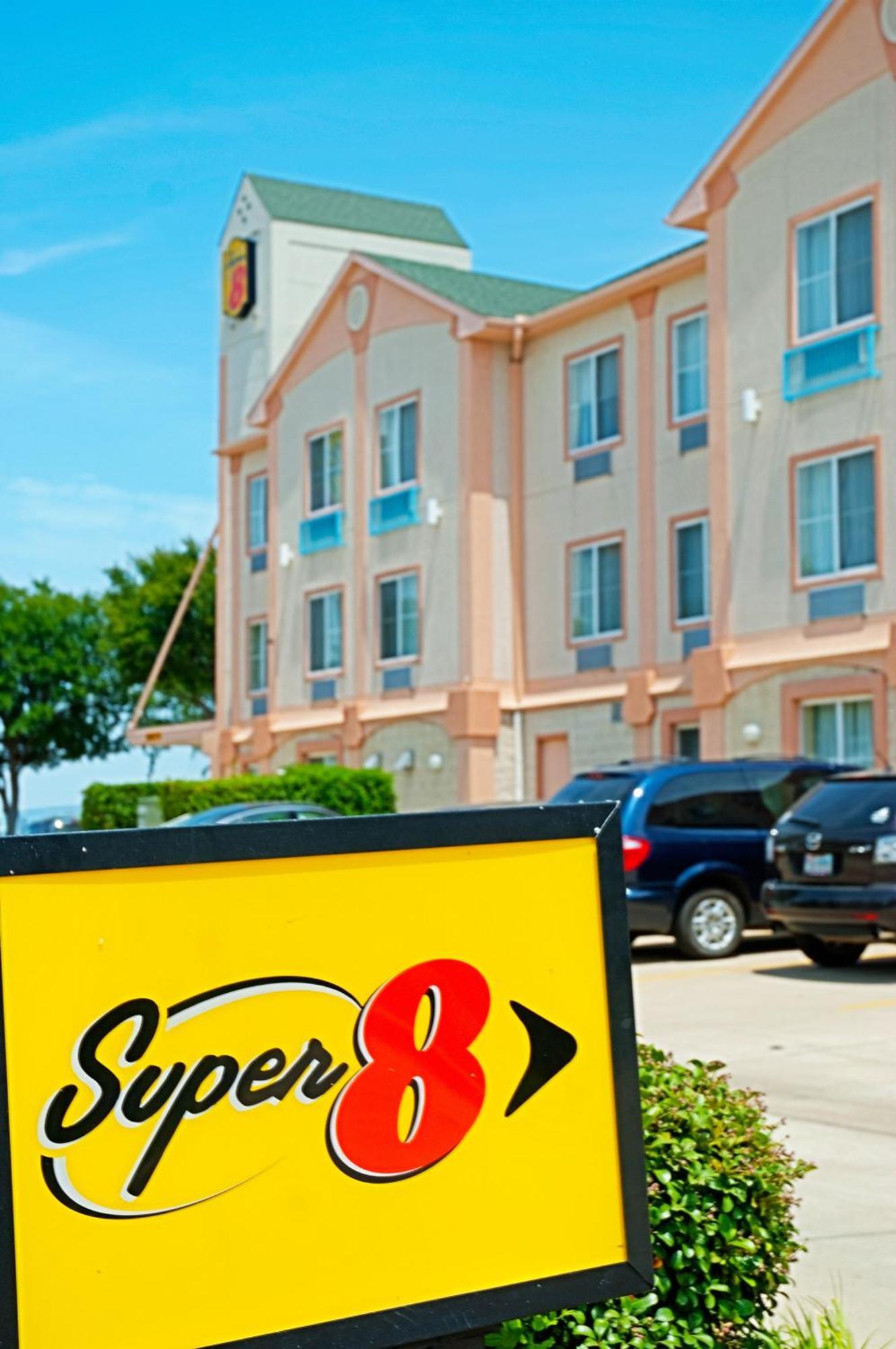Super 8 By Wyndham Irving/Dfw Apt/North Buitenkant foto