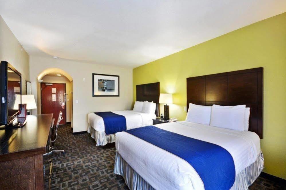 Super 8 By Wyndham Irving/Dfw Apt/North Buitenkant foto